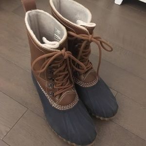 Esprit Duck Boots